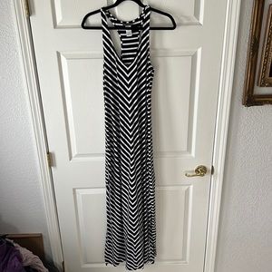 Tommy Bahama‎ Stripe to Chevron Black and White Racerback Maxi Dress Size Medium